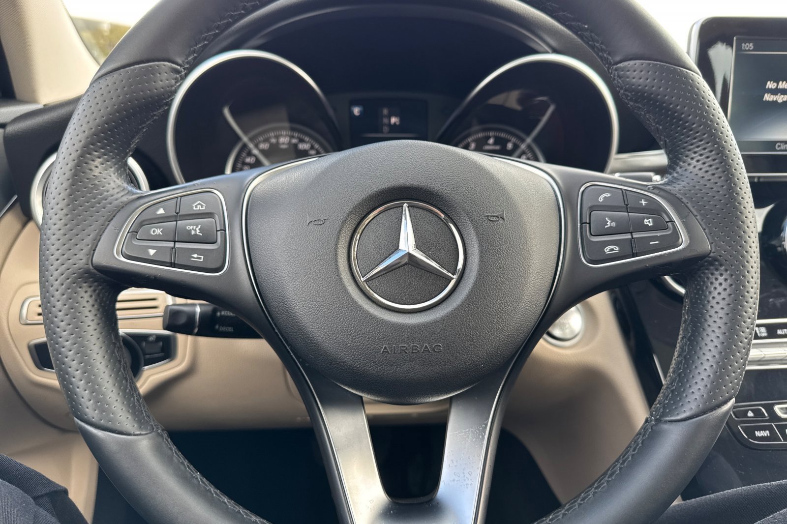 Used 2016 Mercedes-Benz C 300 4MATIC Sedan image 33