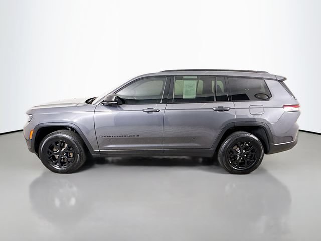 Used 2024 Jeep Grand Cherokee L Altitude AWD/4WD image 4