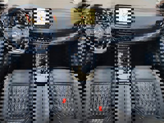 Used 2021 Nissan Rogue Platinum image 21