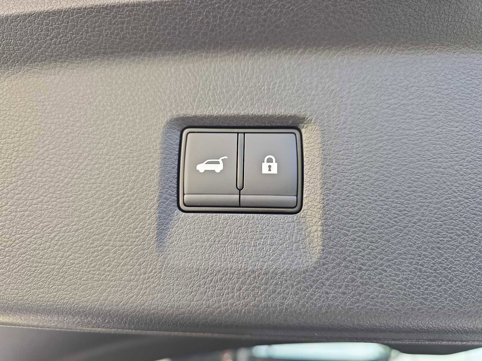 New 2026 INFINITI QX60 Autograph w/ Dark Cargo Package image 13