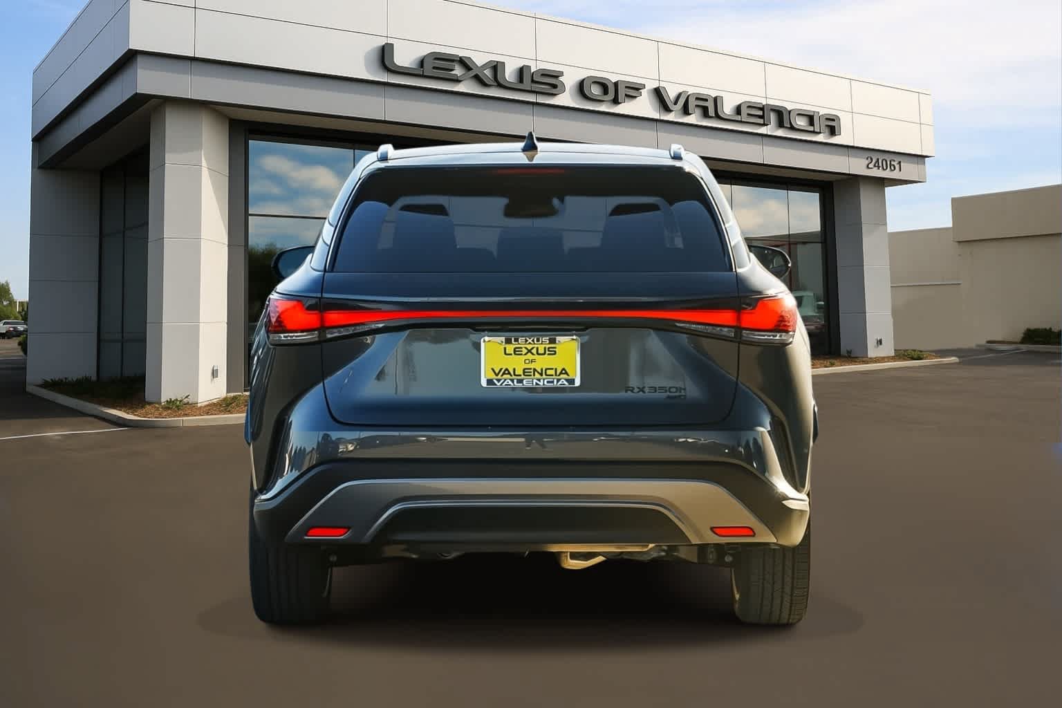 New 2026 Lexus RX 350h w/ Convenience Package AWD/4WD image 3