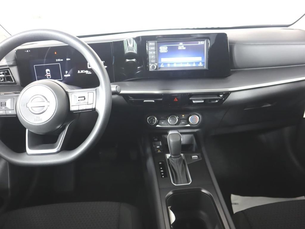 Certified 2025 Nissan Kicks S image 21