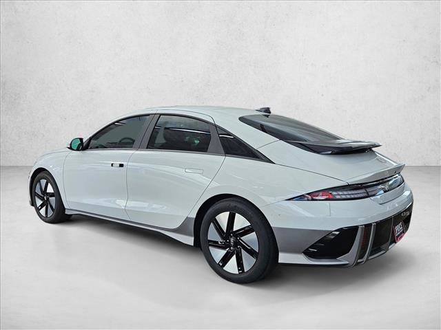 Used 2024 Hyundai Ioniq 6 SE RWD image 8