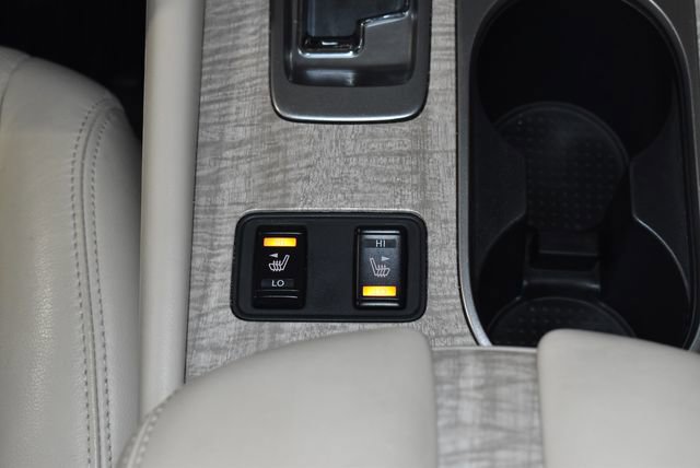 Used 2024 Nissan Murano SL image 22