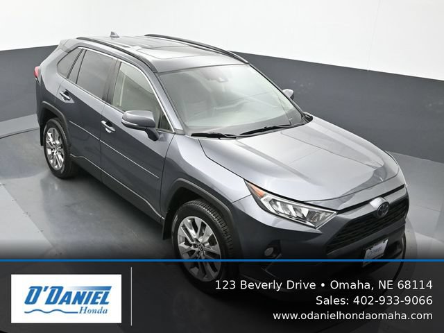 Used 2020 Toyota RAV4 XLE Premium AWD/4WD image 20