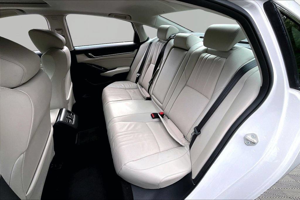 Used 2018 Honda Accord EX-L image 18
