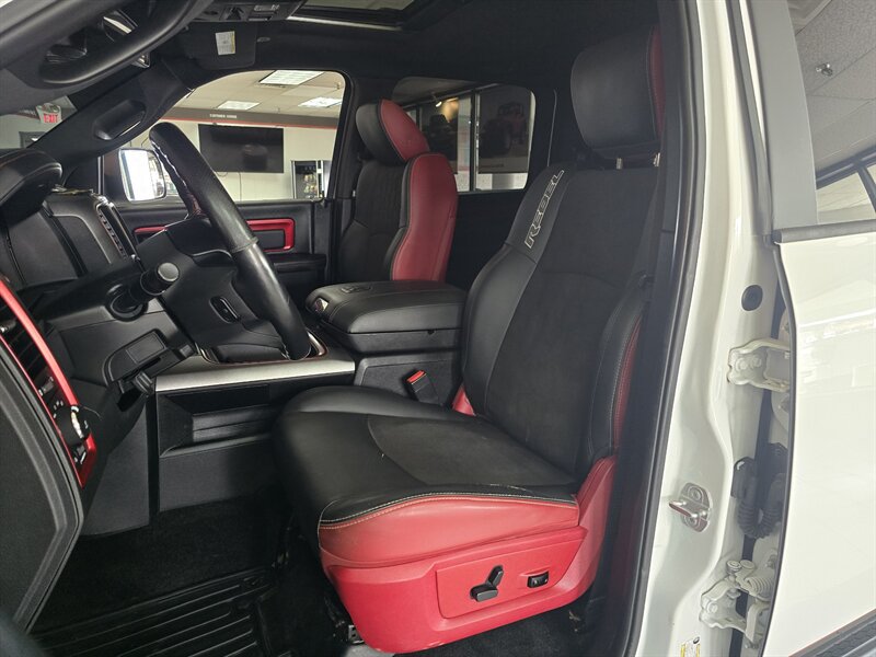 Used 2017 RAM 1500 Rebel w/ Luxury Group AWD/4WD image 8