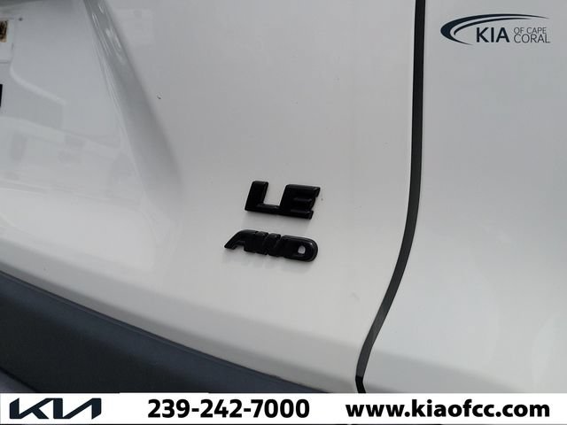 Used 2020 Toyota RAV4 LE w/ All Weather Liner Package AWD/4WD image 10