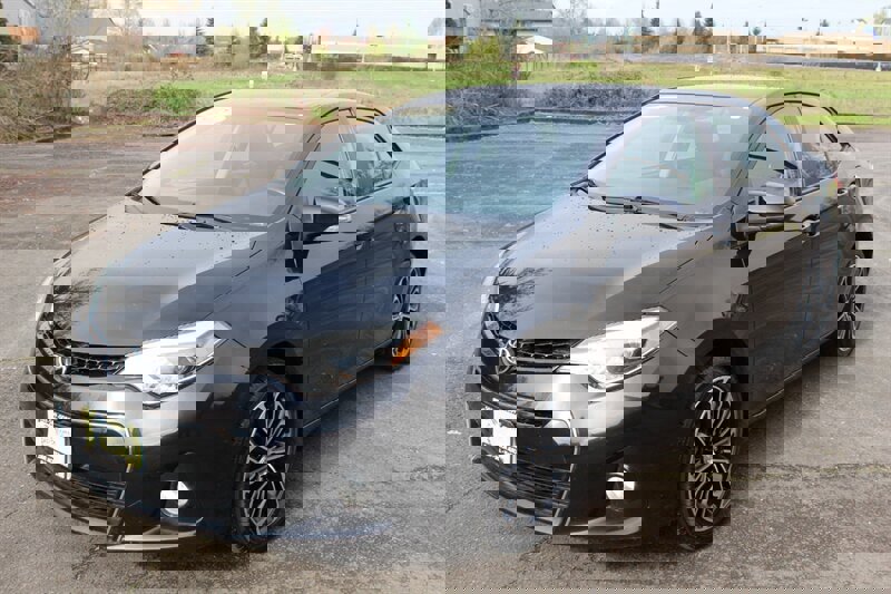 Used 2015 Toyota Corolla S Premium FWD image 2