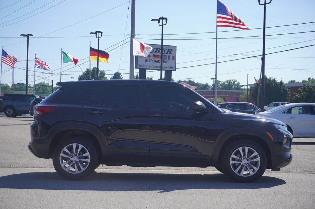 Used 2021 Chevrolet TrailBlazer LS FWD image 8