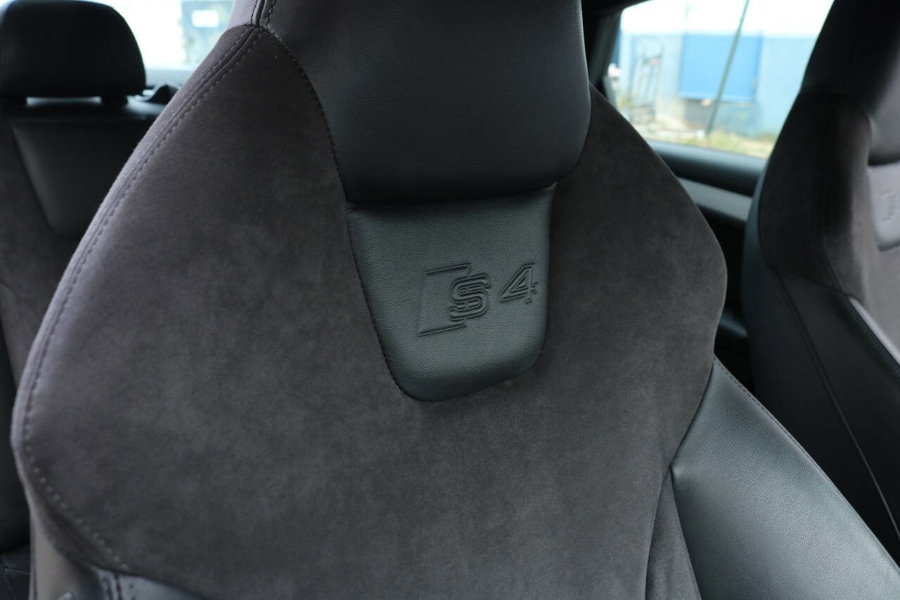 Used 2014 Audi S4 Premium Plus image 26