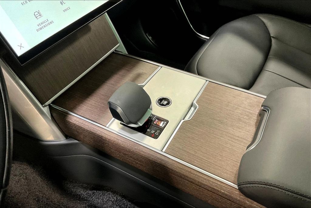 Used 2024 Land Rover Range Rover SE image 18