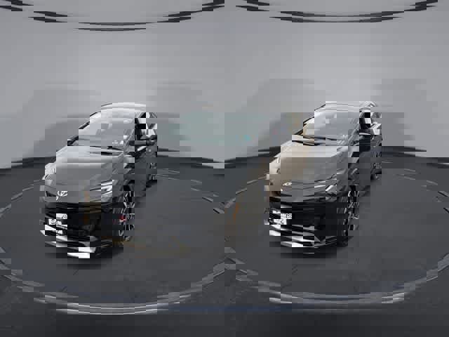 New 2026 Toyota Prius XSE Premium image 3