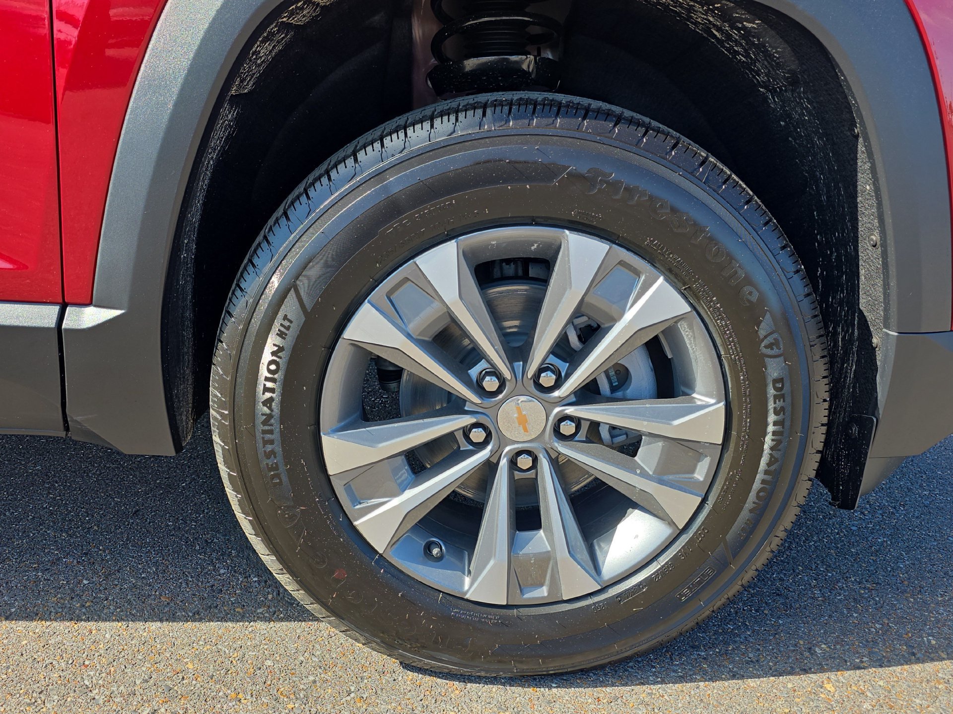 New 2027 Chevrolet Equinox LT w/ Safety and Technology Package FWD image 10
