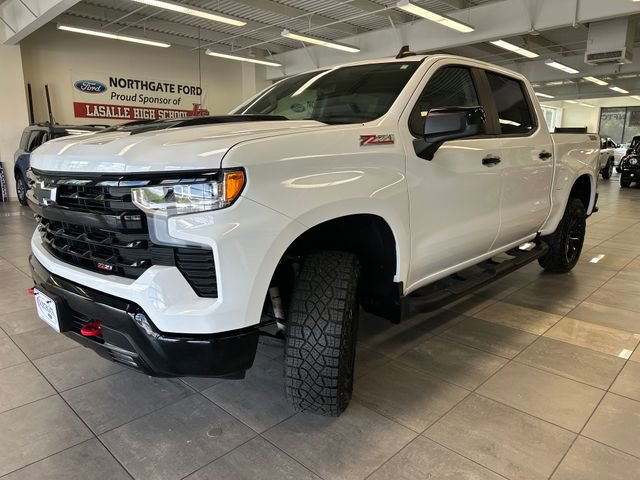 Used 2024 Chevrolet Silverado 1500 LT Trail Boss w/ Convenience Package II AWD/4WD image 20