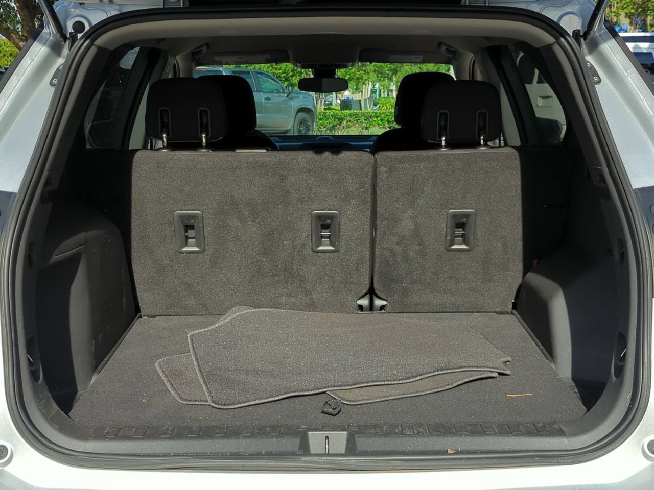 Certified 2020 Chevrolet Equinox LS w/ LS Convenience Package FWD image 22