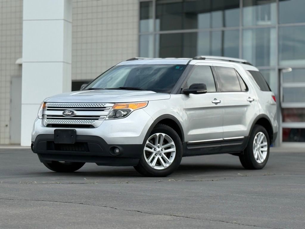 Used 2013 Ford Explorer XLT AWD/4WD image 1