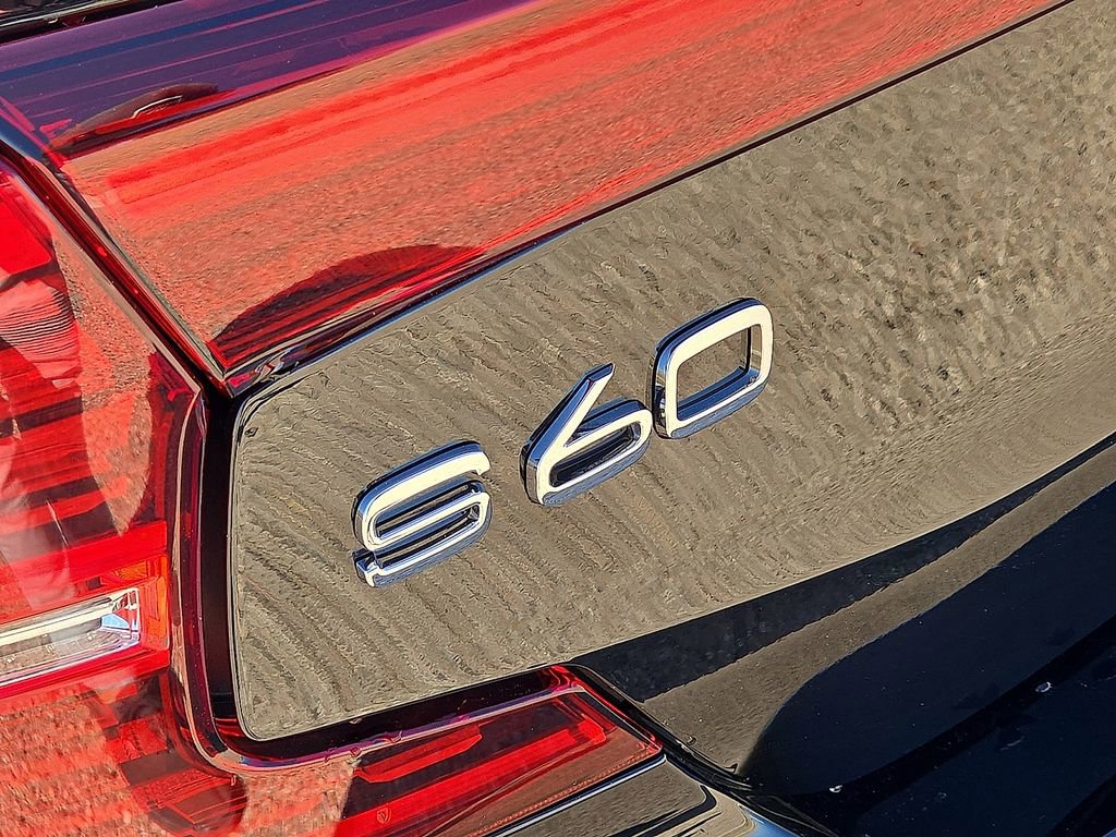Used 2024 Volvo S60 B5 Core w/ Climate Package image 12