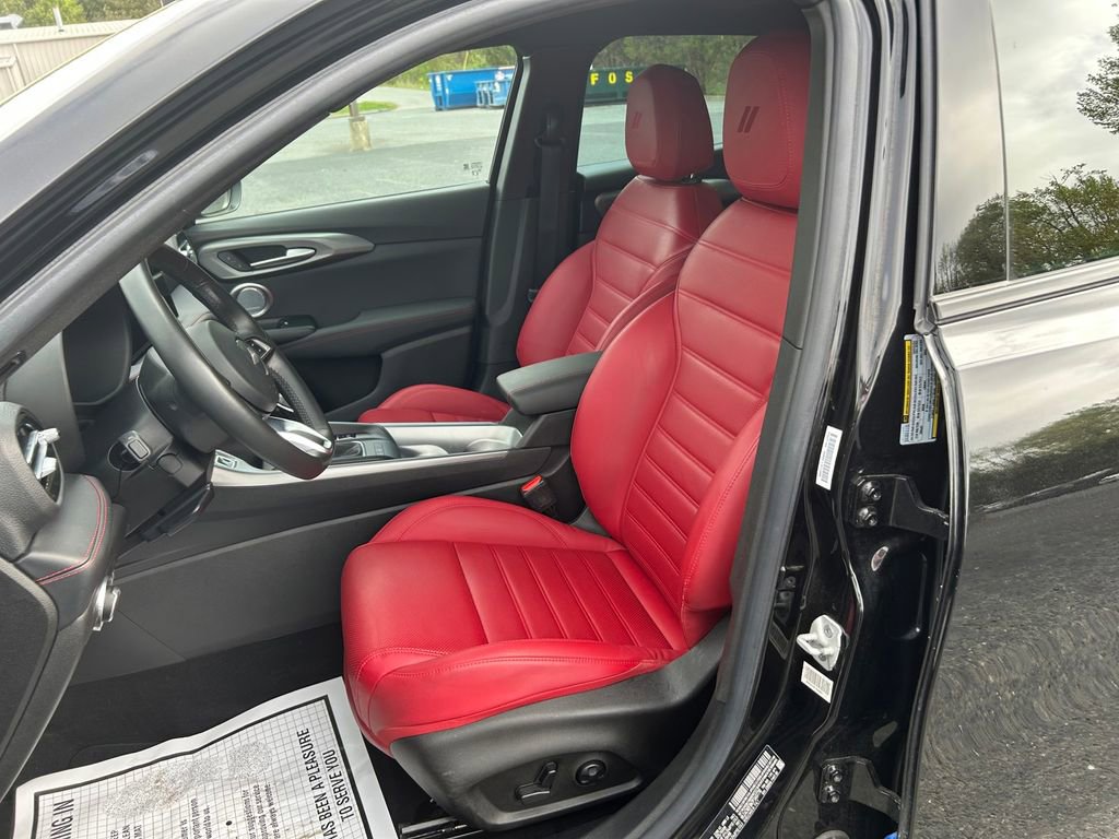 Used 2023 Dodge Hornet GT Plus w/ Tech Pack Plus w/o Parking image 13