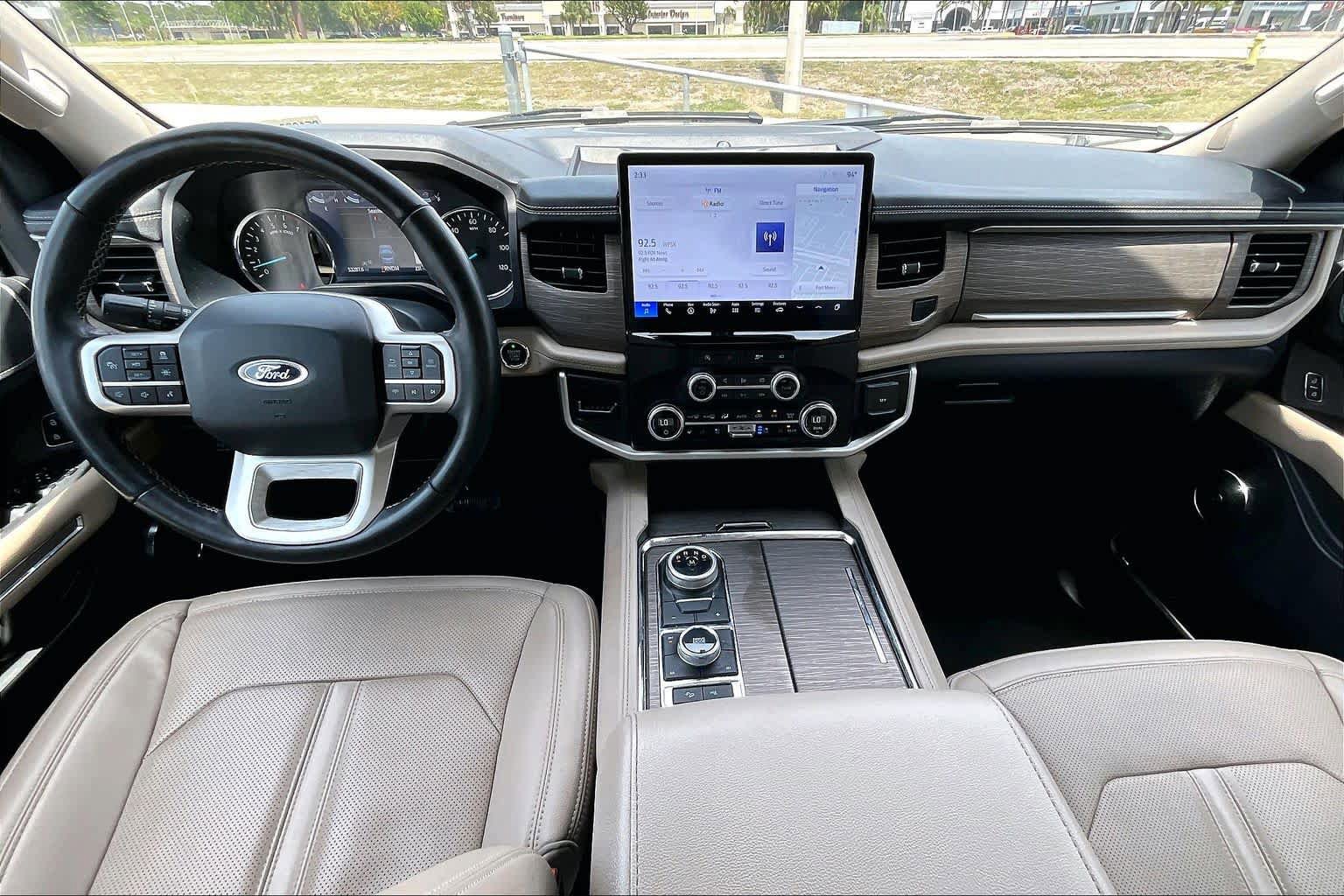 Used 2024 Ford Expedition Max Limited AWD/4WD image 16