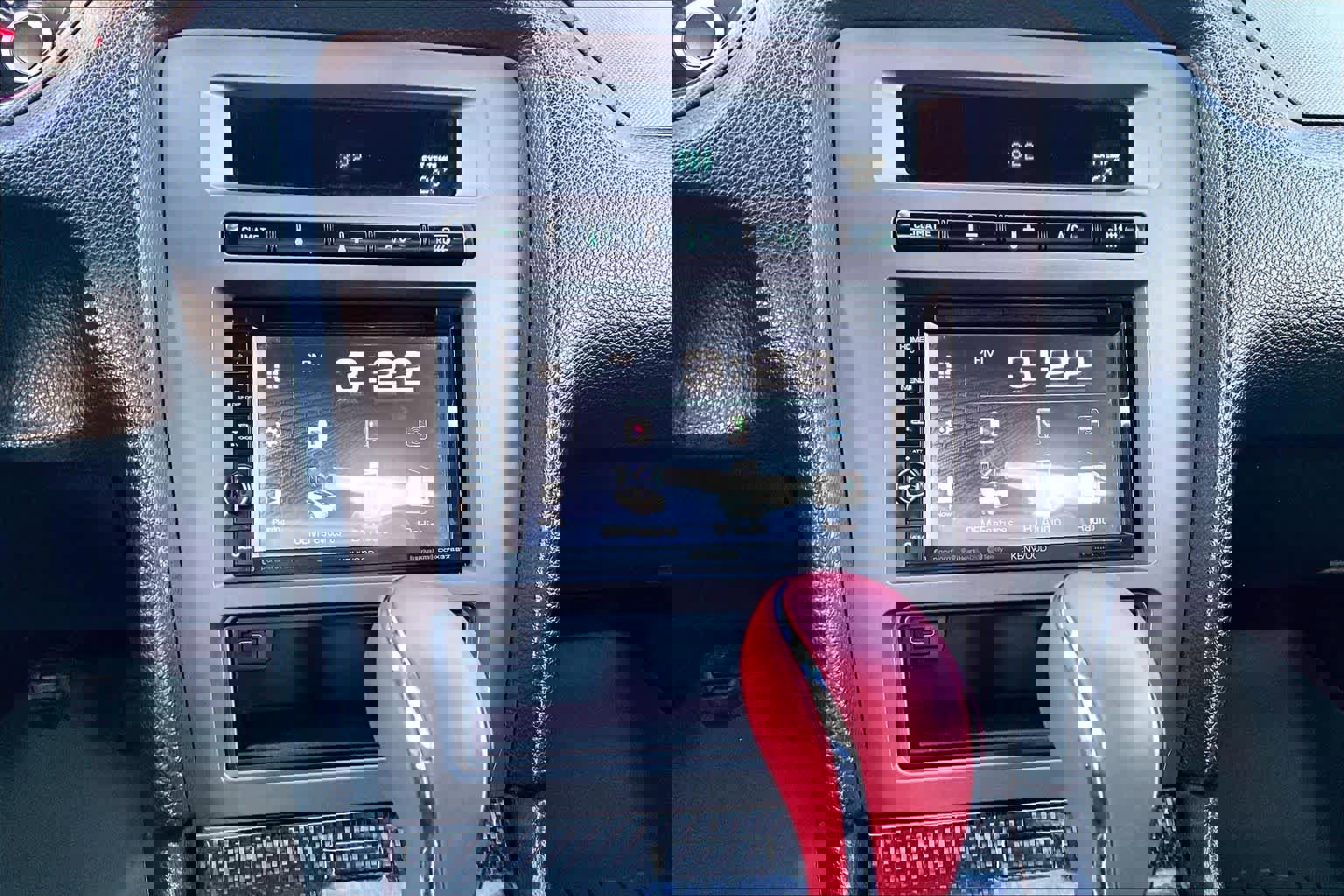 Used 2014 Ford Mustang GT image 32