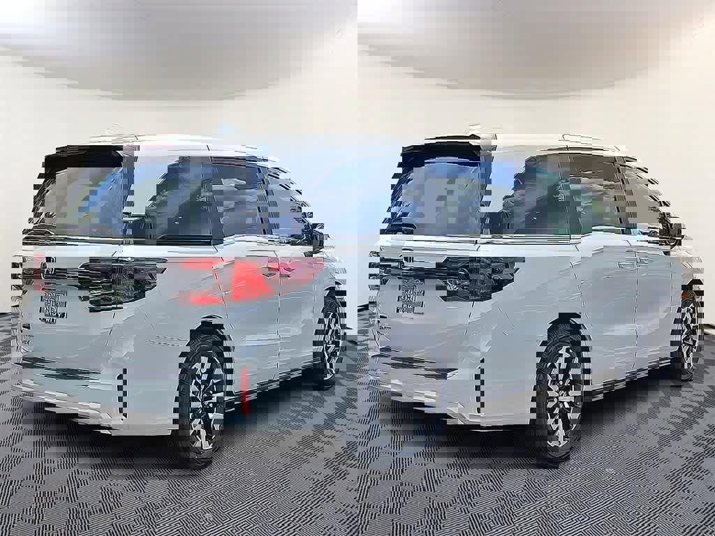 New 2026 Honda Odyssey EX-L image 3