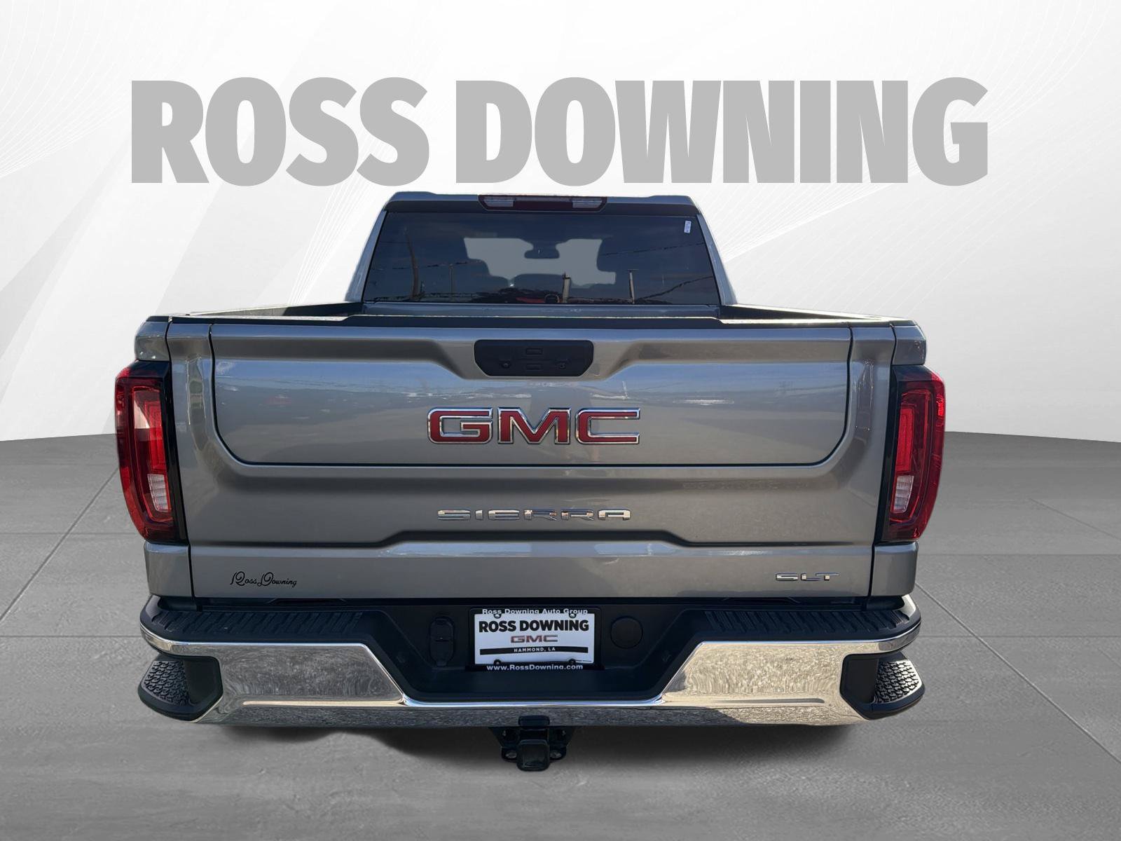 Used 2025 GMC Sierra 1500 SLT AWD/4WD image 5