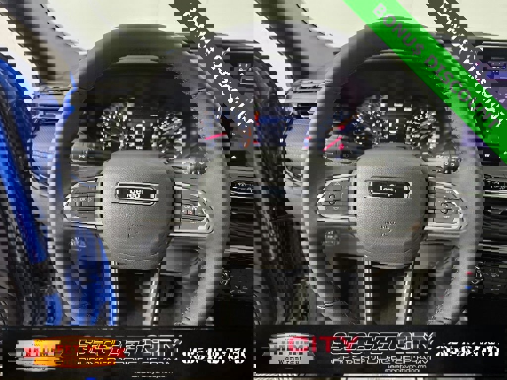 New 2026 Jeep Compass Latitude image 15