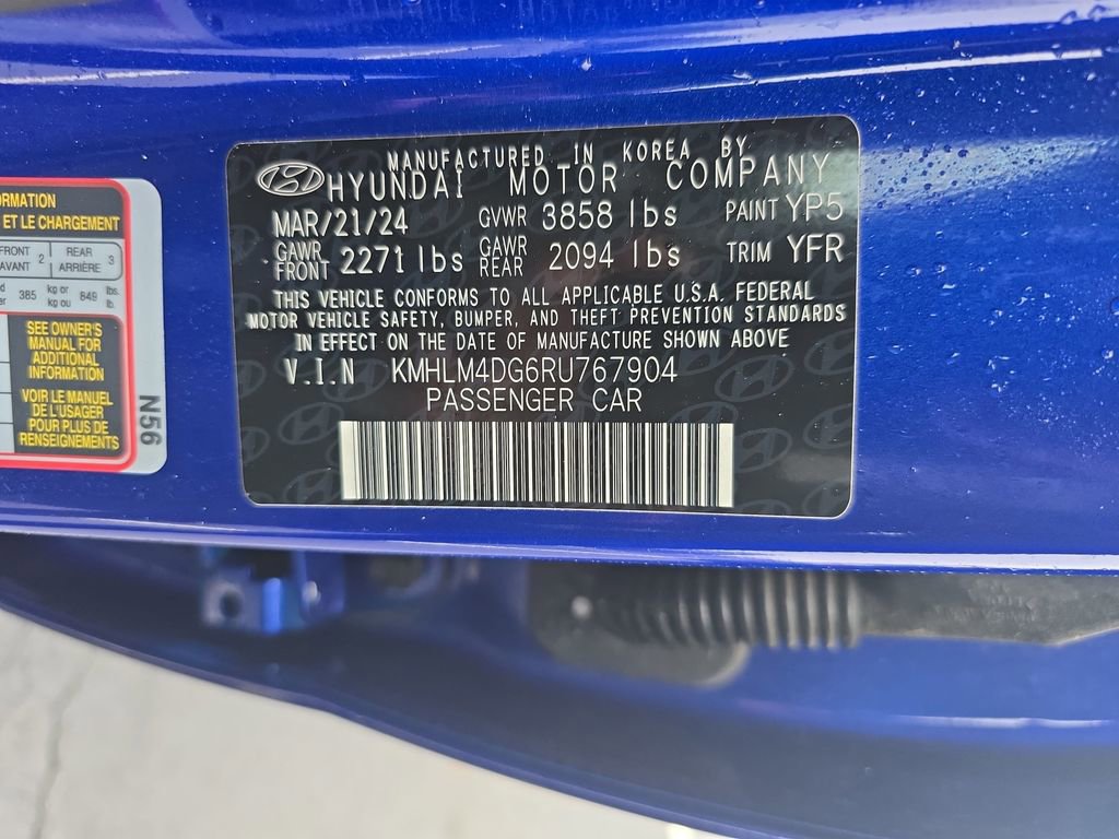 Used 2024 Hyundai Elantra SEL image 35