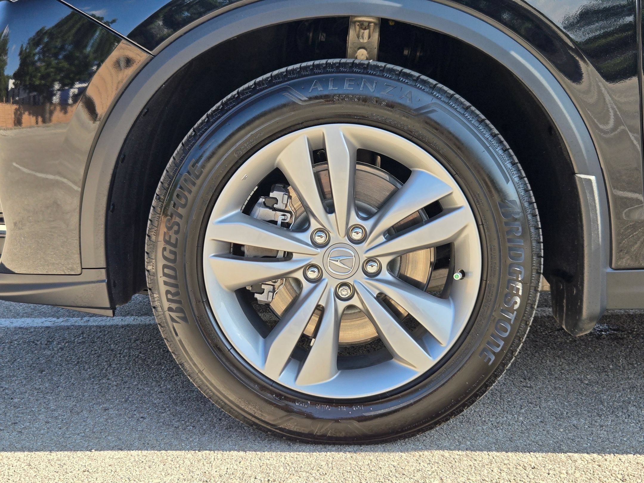 Used 2026 Acura MDX FWD image 32