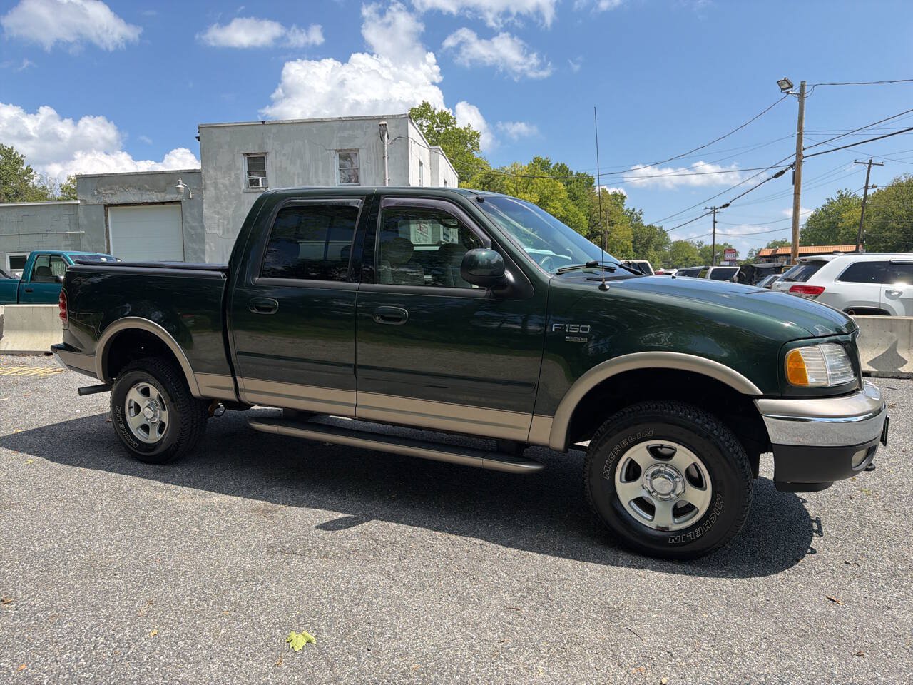 Used 2002 Ford F150 XLT AWD/4WD image 9