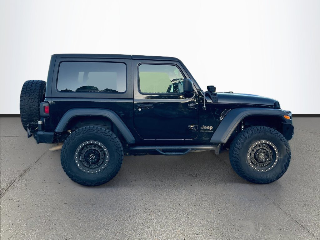 Used 2023 Jeep Wrangler Sport AWD/4WD image 8