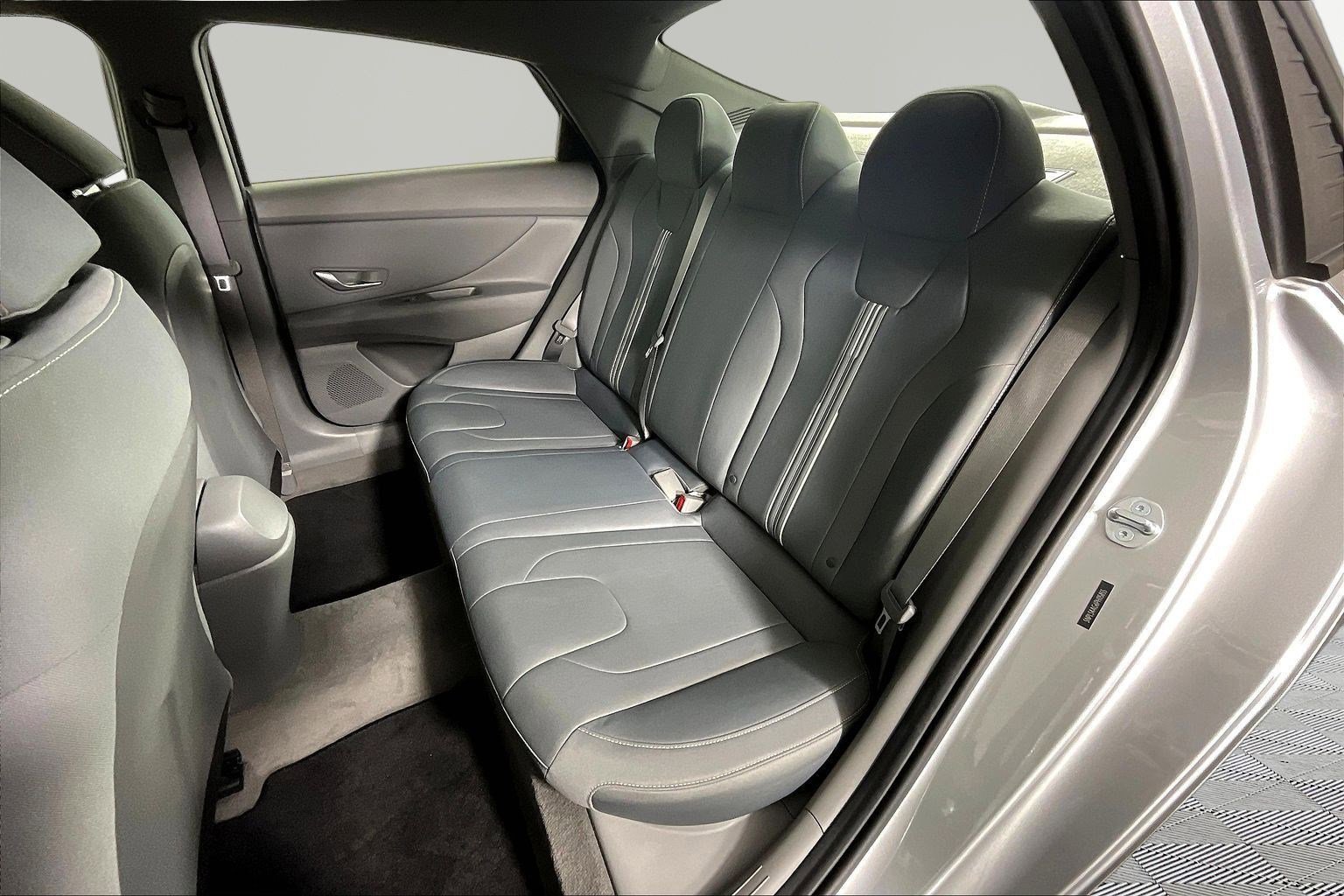 Certified 2023 Hyundai Elantra SEL w/ Convenience Package FWD image 21