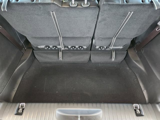 New 2026 Chrysler Pacifica Select FWD image 25