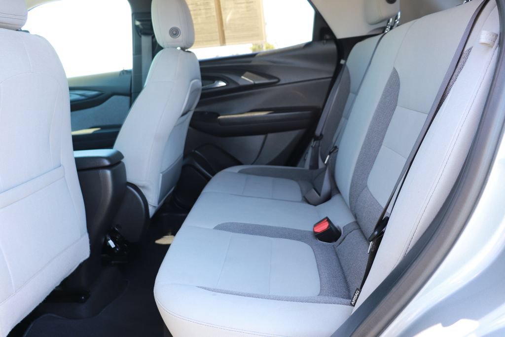 Used 2025 Chevrolet TrailBlazer LT FWD image 14