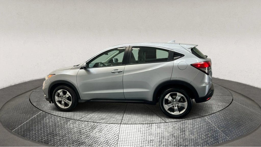 Used 2021 Honda HR-V LX image 4