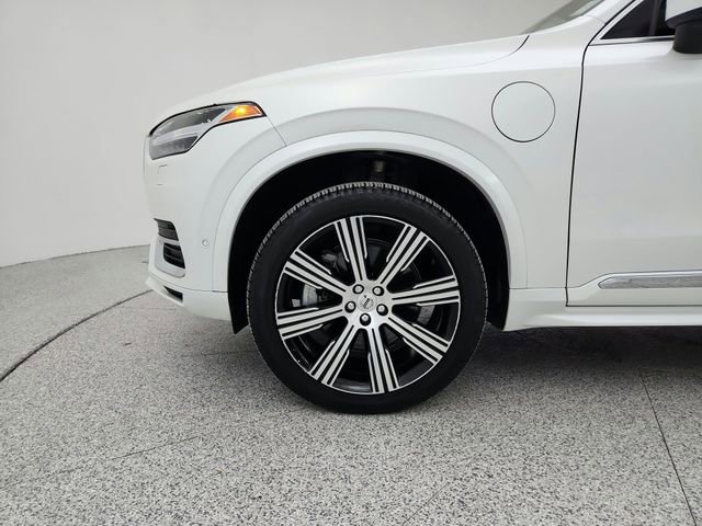 Certified 2024 Volvo XC90 T8 Ultimate w/ Protection Package Premier image 9
