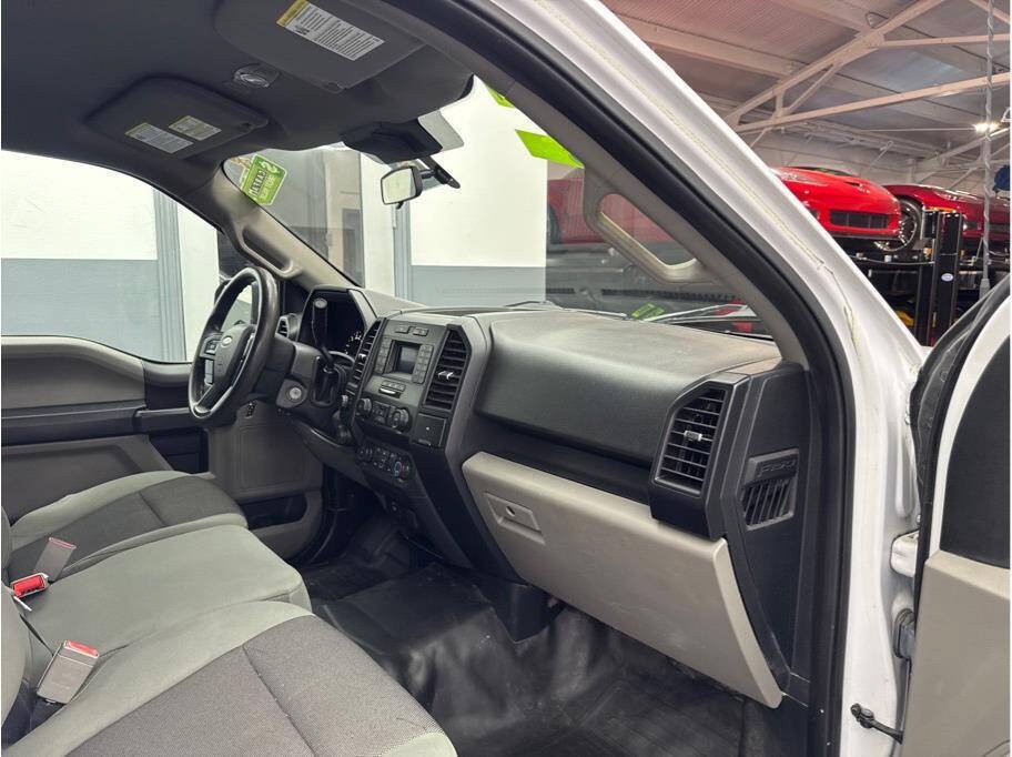 Used 2019 Ford F150 XL w/ Equipment Group 101A Mid RWD image 17