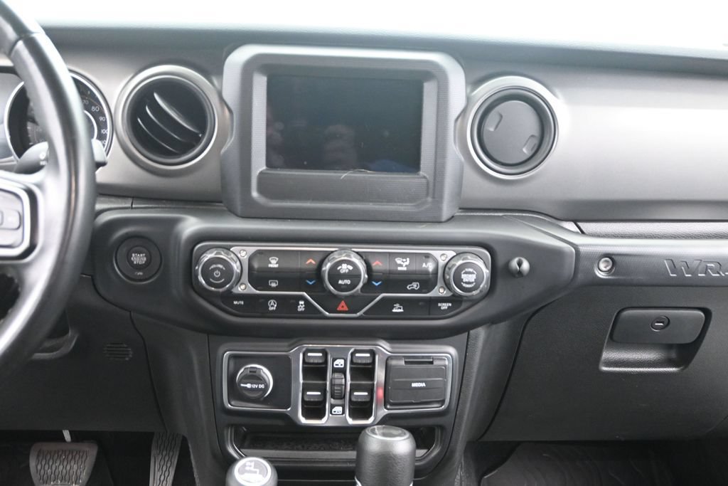 Used 2022 Jeep Wrangler Unlimited Sport AWD/4WD image 28