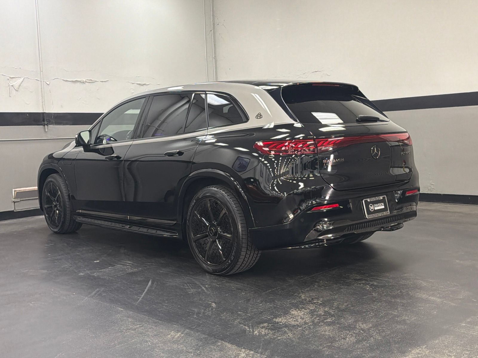 Used 2024 Mercedes-Benz Maybach EQS 680 4MATIC image 9