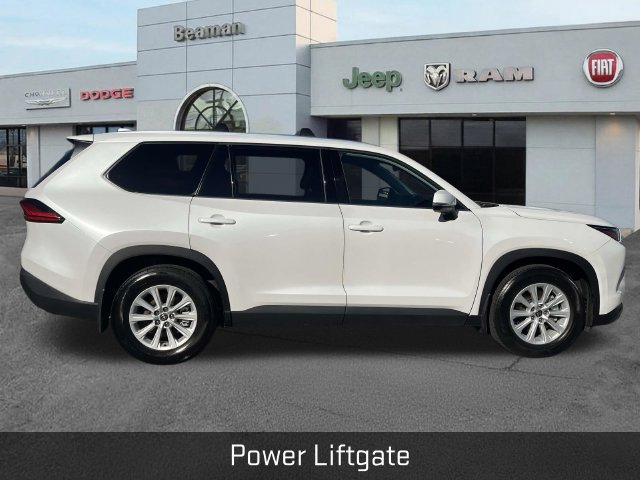 Used 2024 Toyota Grand Highlander AWD image 8