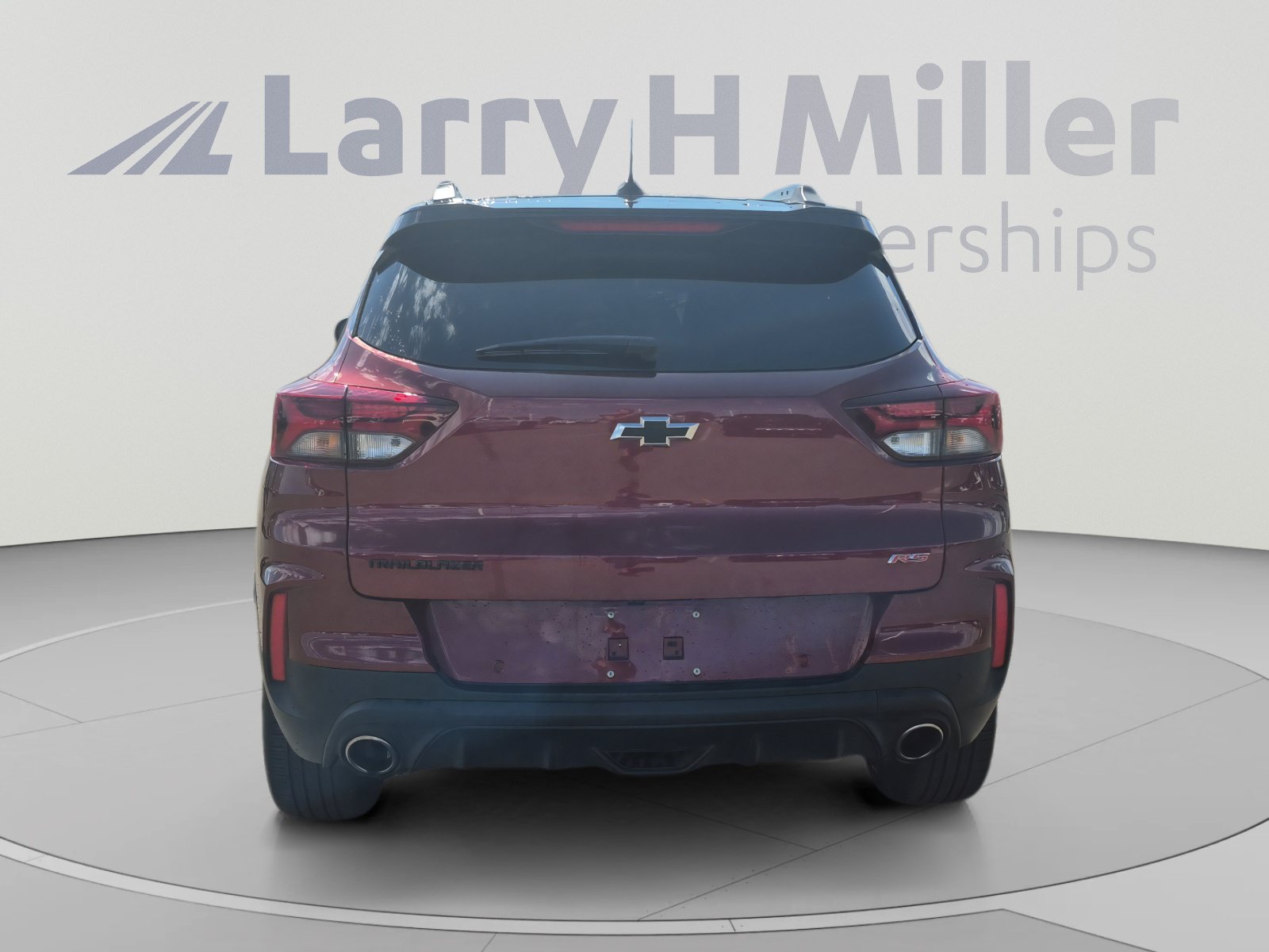 Used 2022 Chevrolet TrailBlazer RS w/ Sun and Liftgate Package FWD image 4