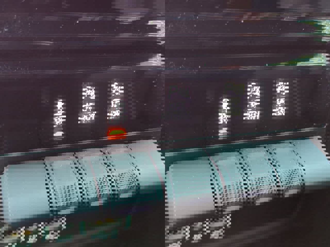 Used 2025 RAM 1500 Laramie image 18