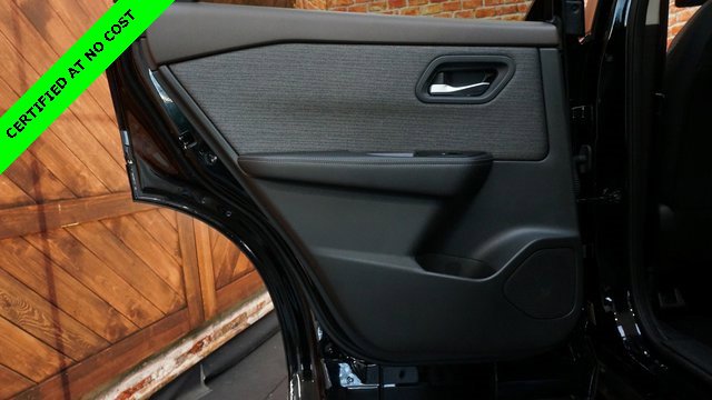 Used 2022 Nissan Rogue SV image 40