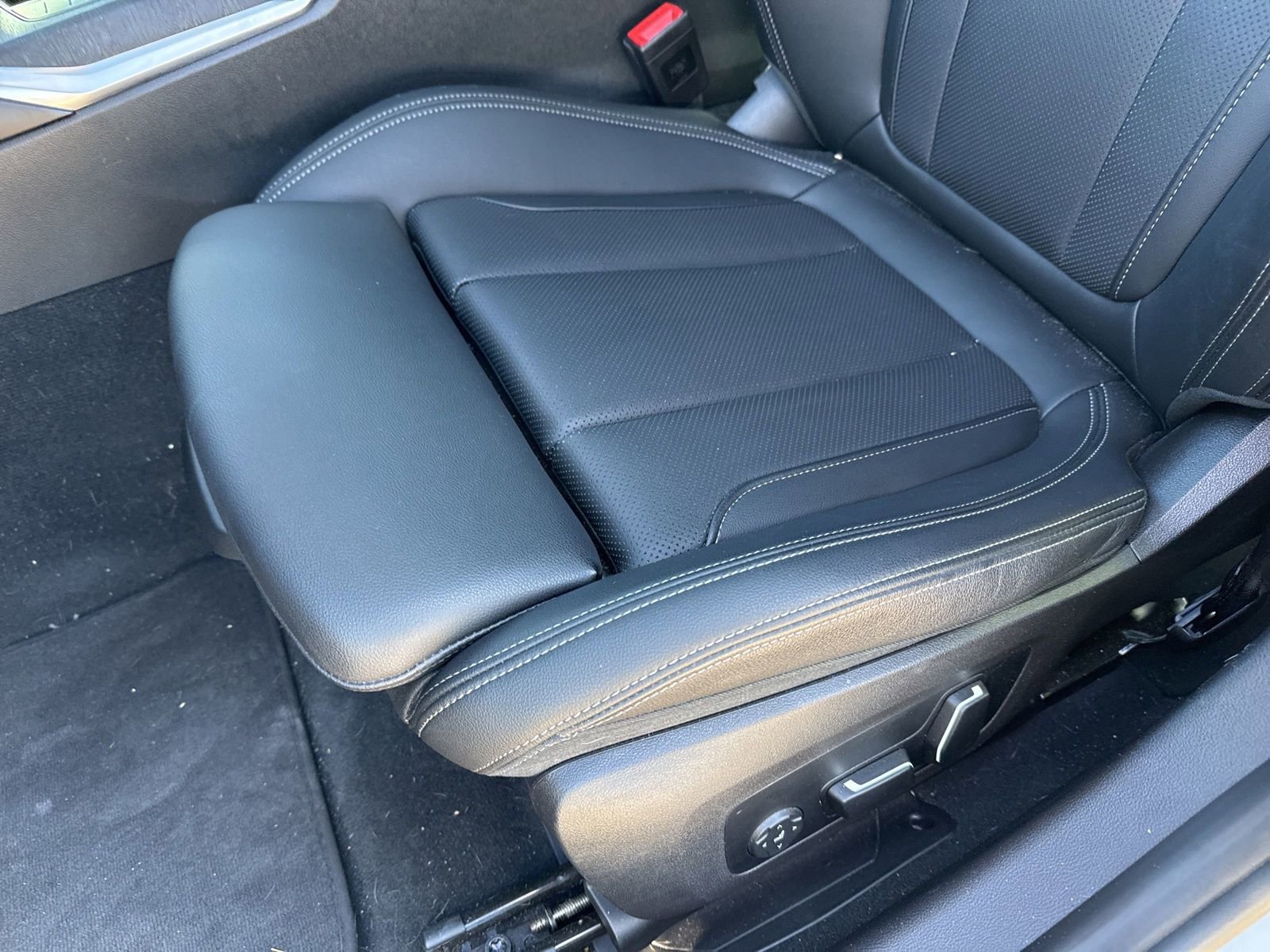 Used 2024 BMW M340i xDrive w/ Premium Package image 11