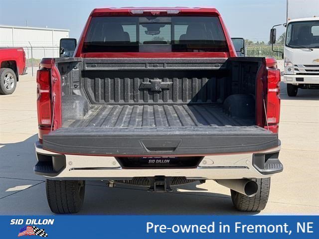 Used 2025 Chevrolet Silverado 2500 LTZ w/ LTZ Premium Package AWD/4WD image 5