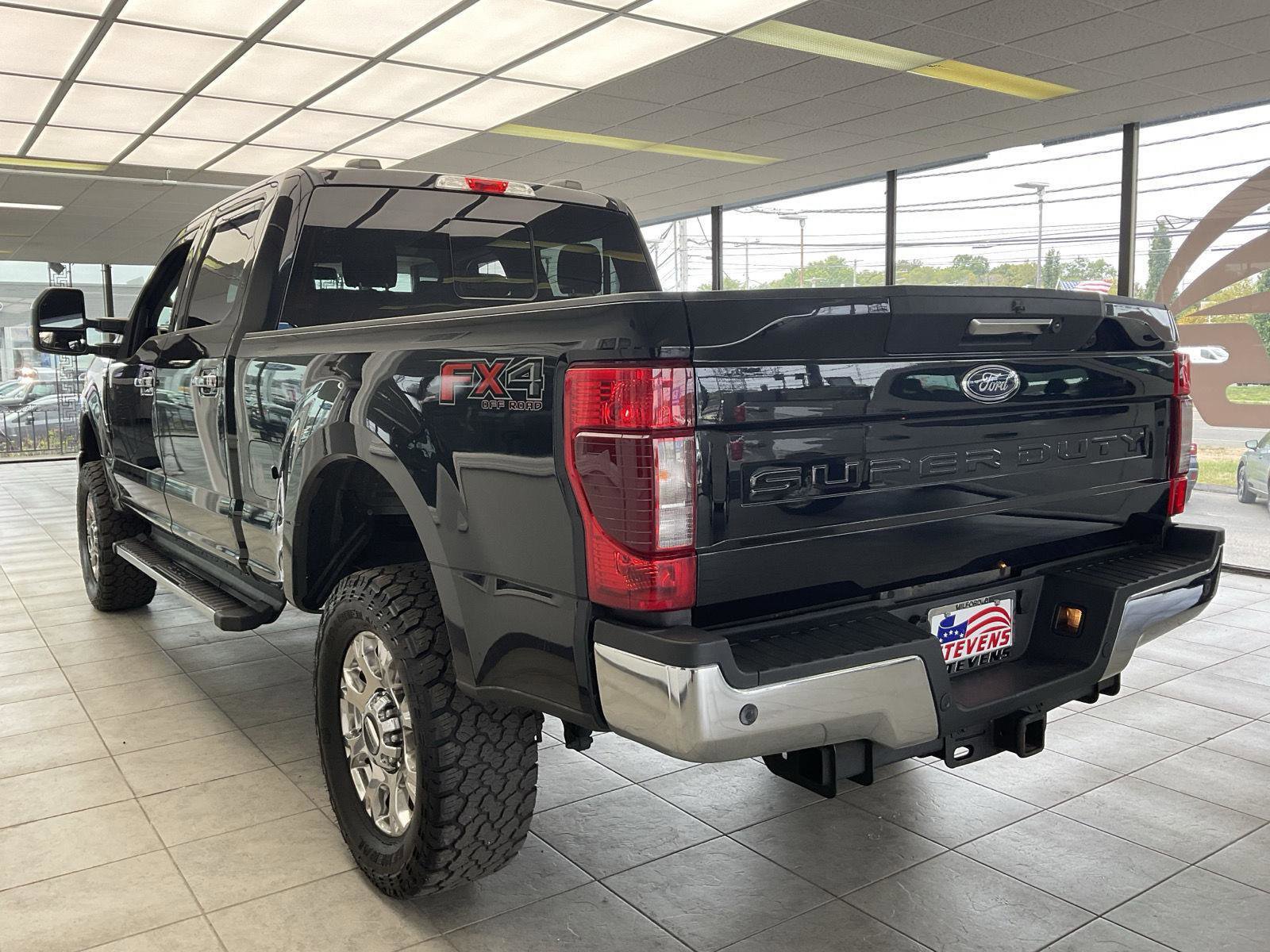 Used 2021 Ford F250 Lariat w/ Chrome Package image 7