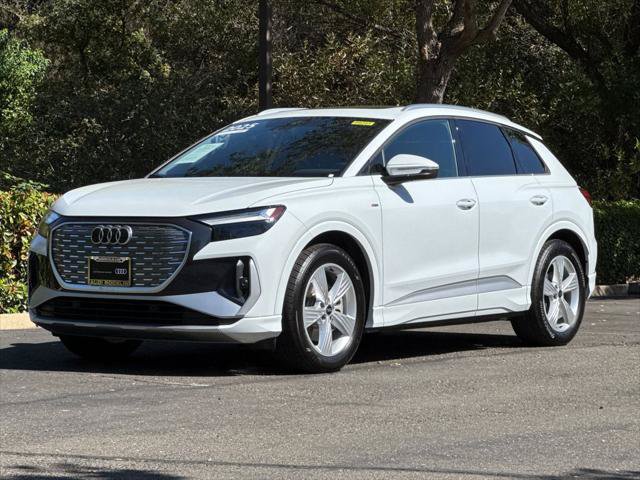 Certified 2025 Audi Q4 e-tron Premium AWD/4WD image 9