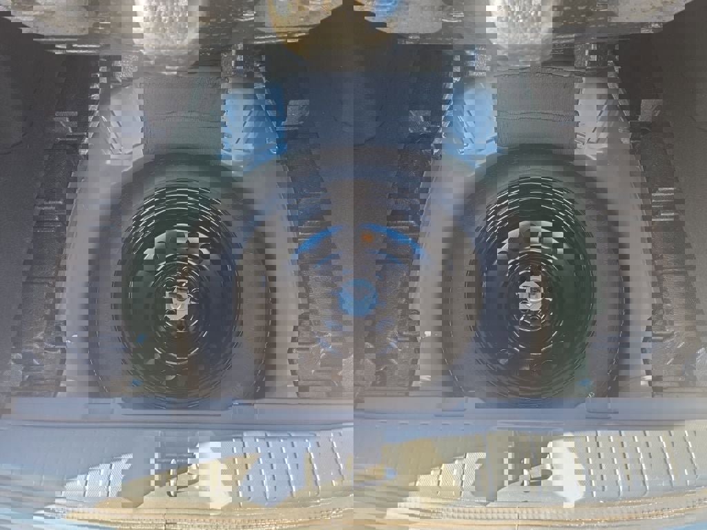 Used 2023 Subaru Outback Touring w/ Popular Package #2 image 33