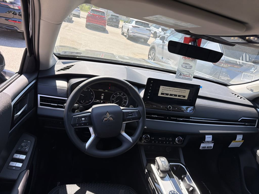 New 2026 Mitsubishi Outlander ES AWD/4WD image 14